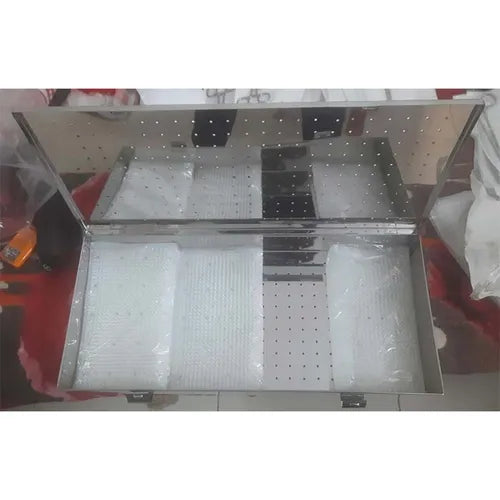 Sterlization Tray with Matt Size 540 x 240 x 70 mm
